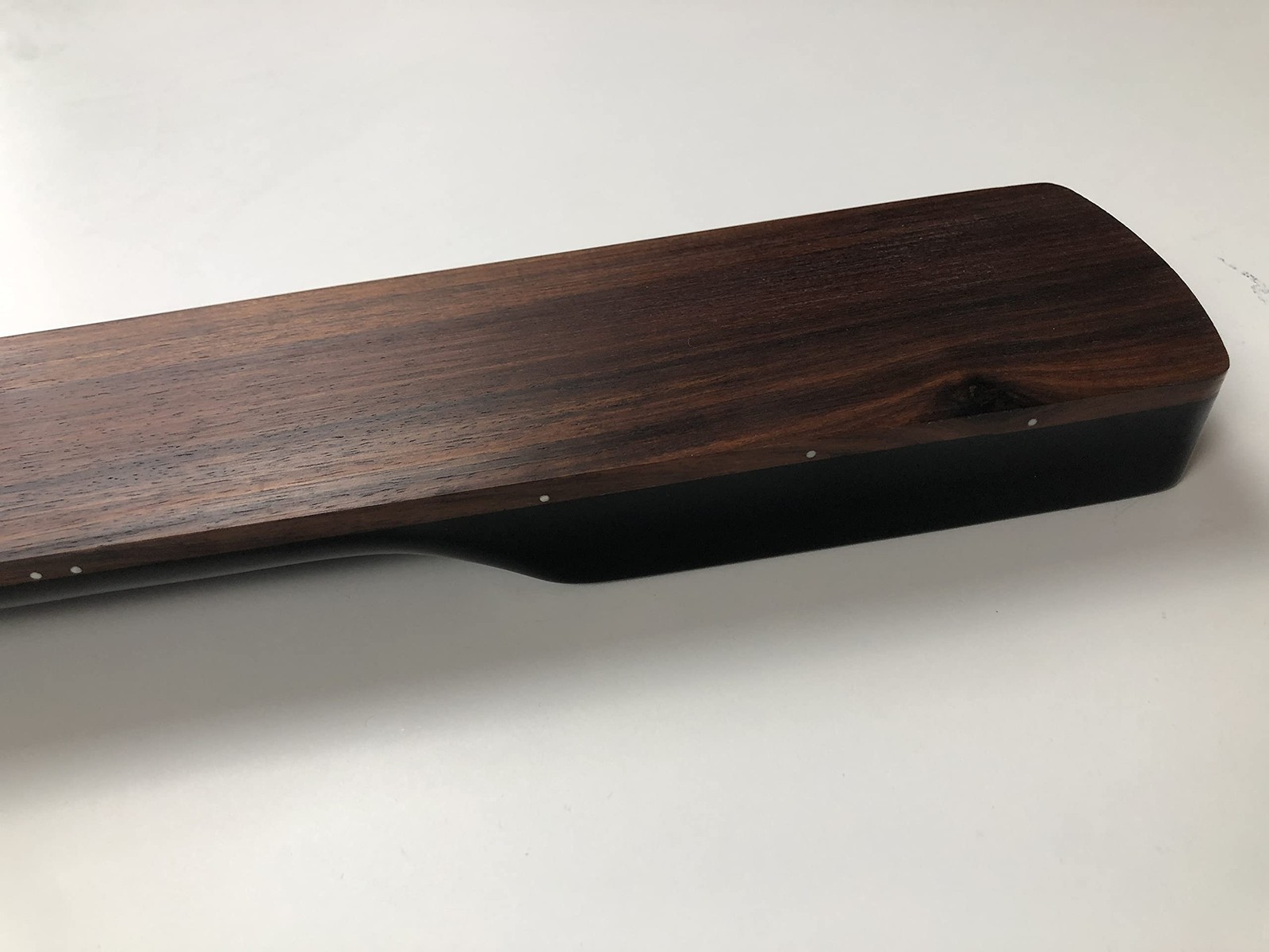 عنق جيتار باس بدون فرامل 34 بو - مراجعة Bass Guitar Fretless وسعره