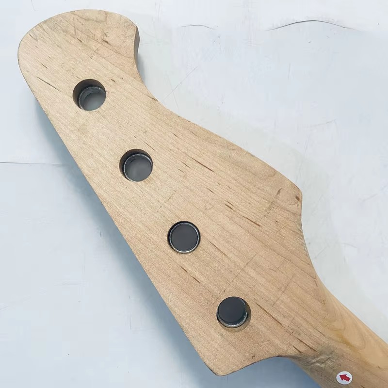 عنق جيتار باس كهربائي أصلي وغي - مراجعة Bass Guitar Fretless وسعره